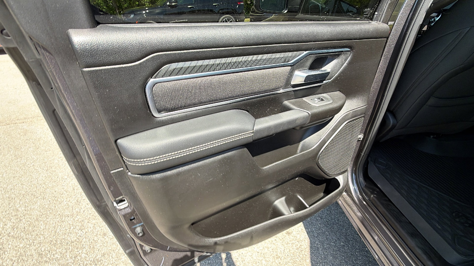 Used 2025 RAM 1500 Big Horn RWD image 22