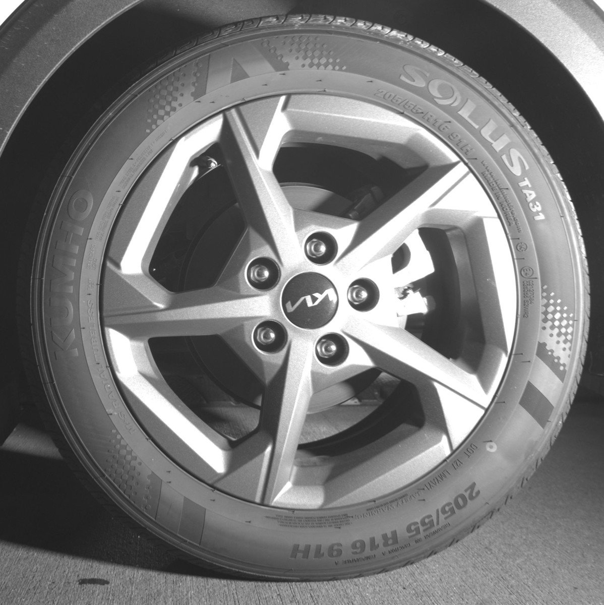 Used 2025 Kia K4 LXS FWD image 14