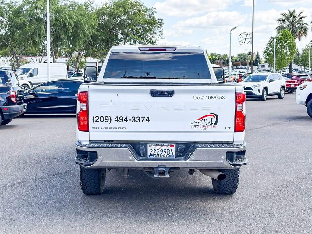 Used 2021 Chevrolet Silverado 2500 LT w/ Convenience Package image 3