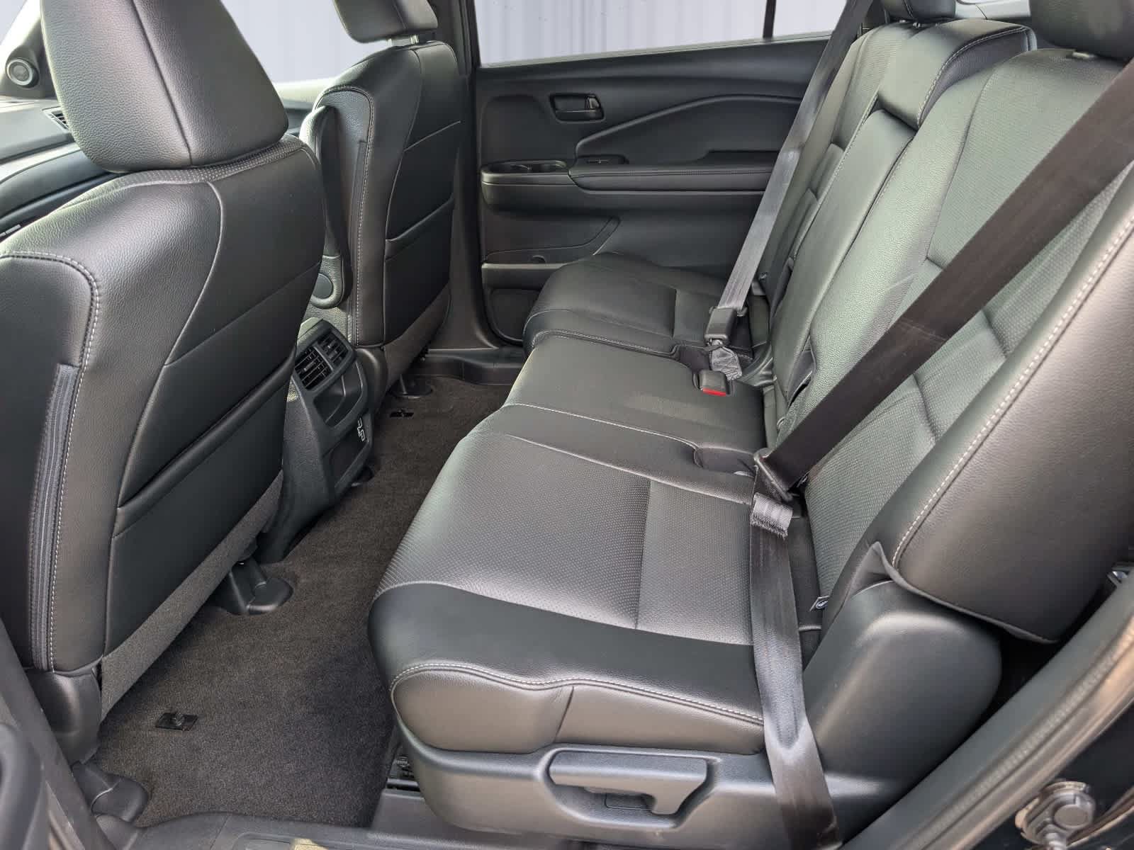 Certified 2023 Honda Passport EX-L image 15