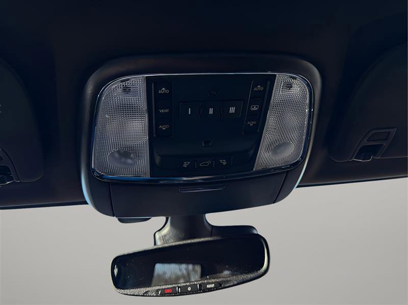 Used 2019 Jeep Grand Cherokee Overland RWD image 22