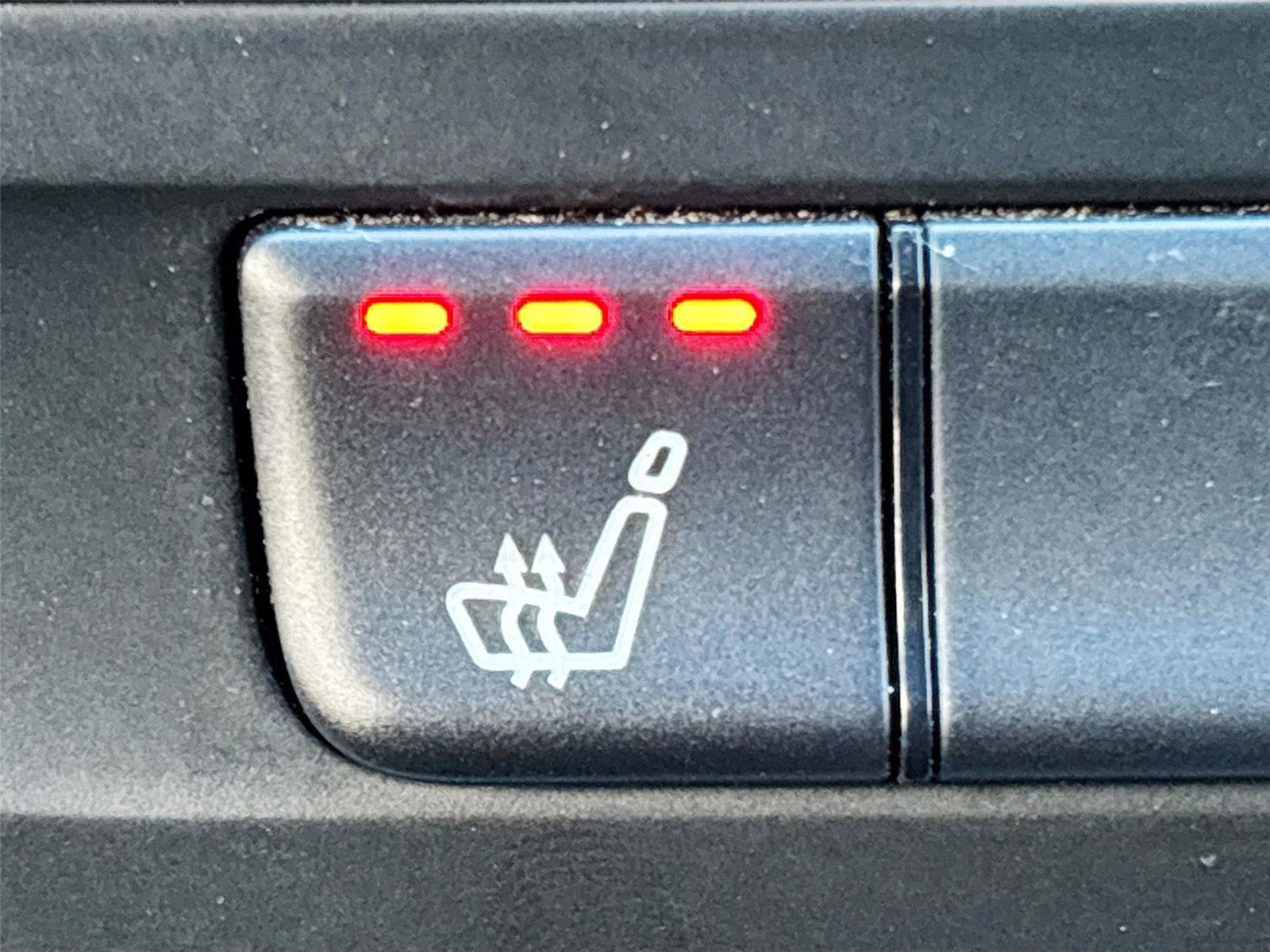 Used 2016 Mercedes-Benz GLA 250 image 19