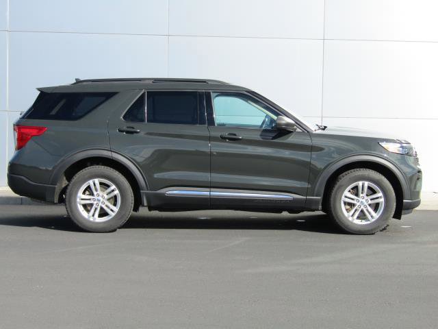 Certified 2023 Ford Explorer XLT w/ Class IV Trailer Tow Package image 4