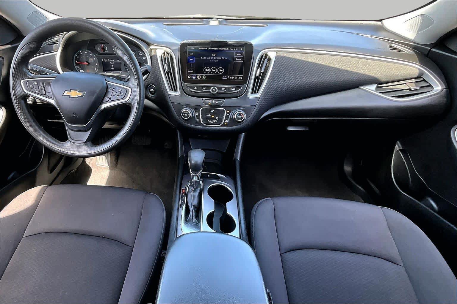 Used 2022 Chevrolet Malibu LS FWD image 16
