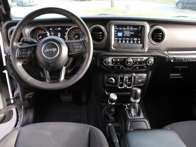 Used 2023 Jeep Wrangler Sport S image 16