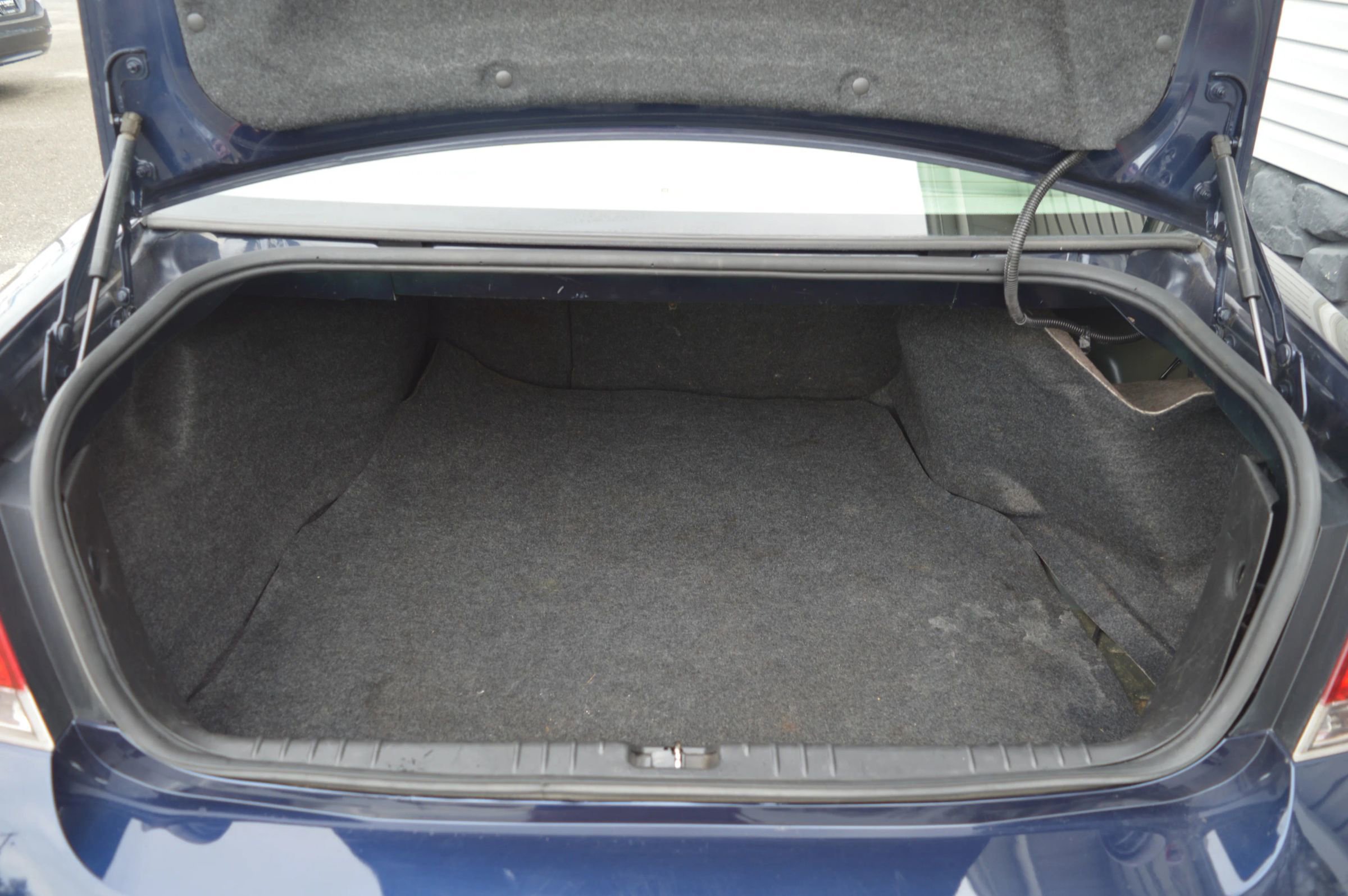 Used 2007 Chevrolet Impala LT image 9