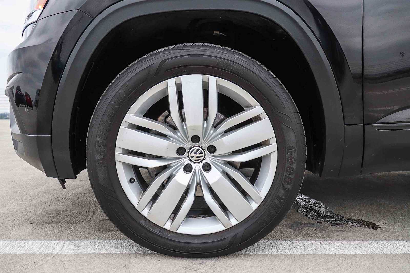 Used 2019 Volkswagen Atlas SE w/ Panoramic Sunroof Package AWD/4WD image 11