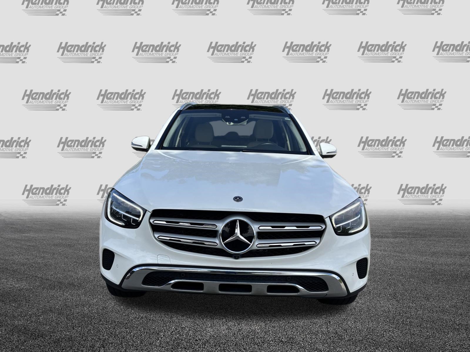 Used 2020 Mercedes-Benz GLC 300 4MATIC image 3