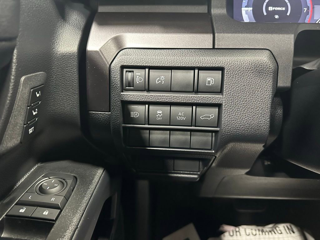 Used 2025 Toyota 4Runner TRD Off-Road Premium image 17