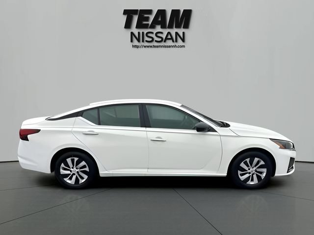 Certified 2025 Nissan Altima 2.5 S FWD image 32