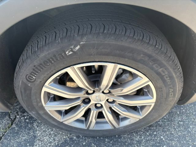 Used 2023 Cadillac XT4 Sport w/ Trailering Package AWD/4WD image 21