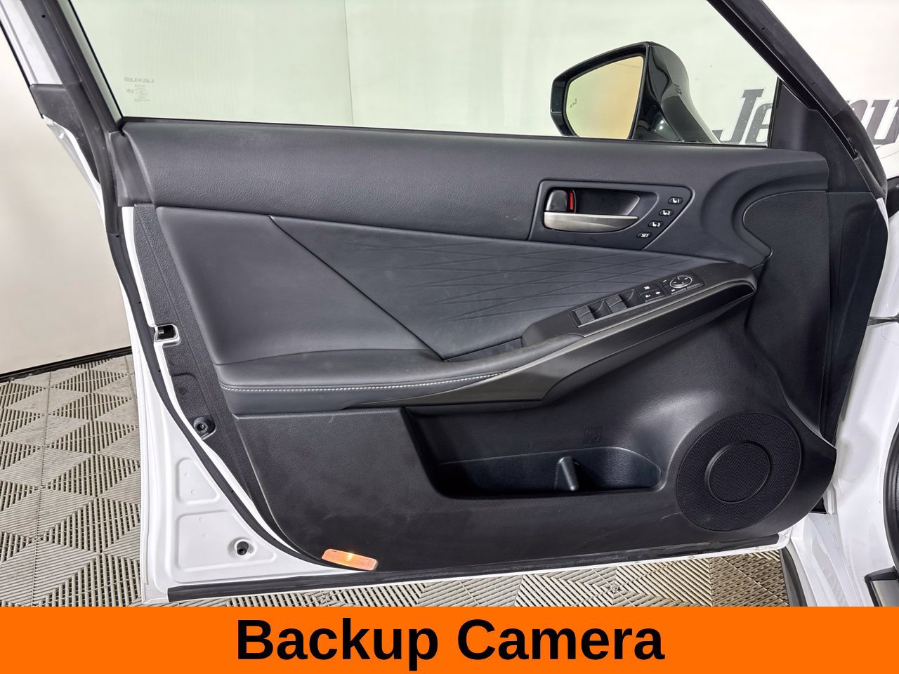 Used 2023 Lexus IS 350 F Sport RWD image 11