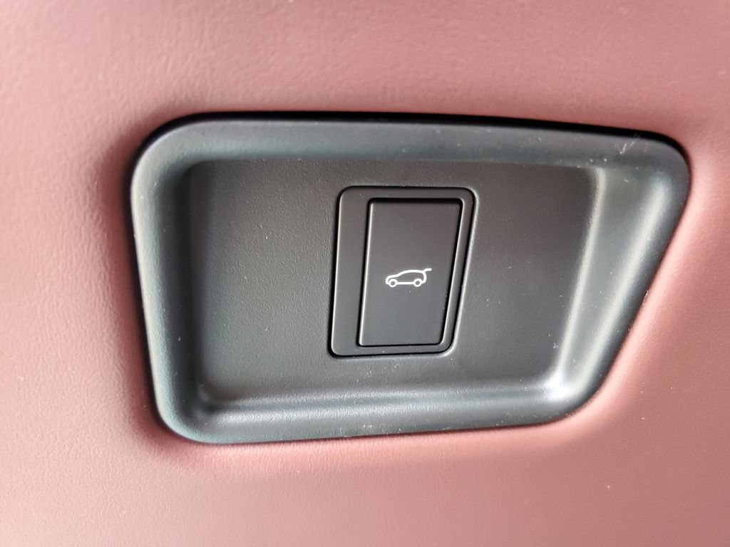 New 2026 Land Rover Range Rover SE AWD/4WD image 14