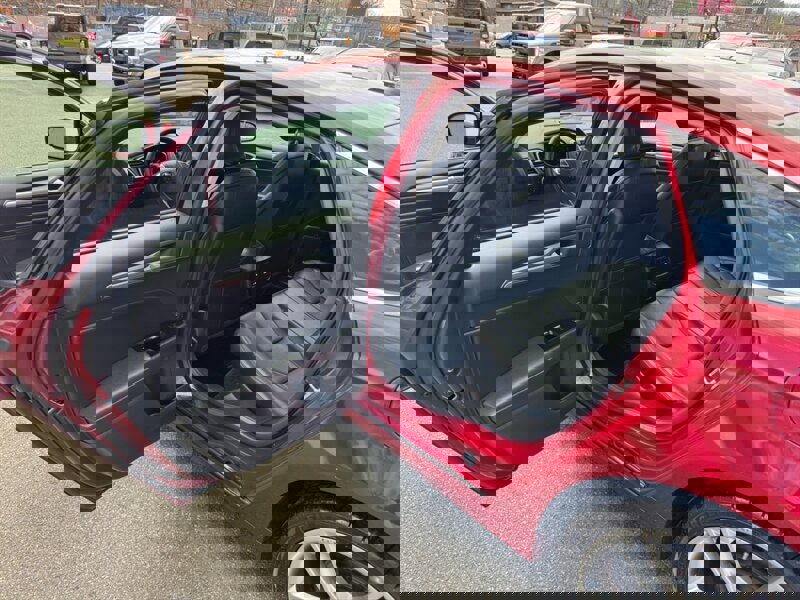 Used 2016 Ford Fusion Titanium image 32