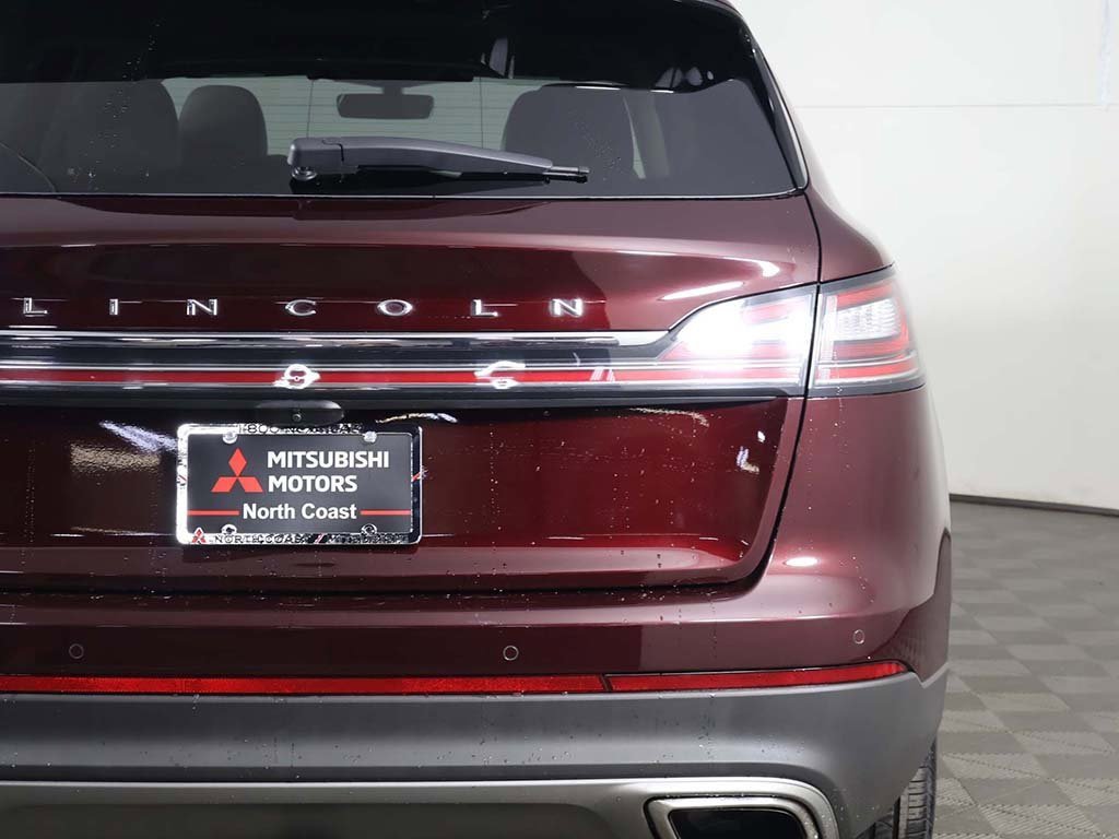 Used 2022 Lincoln Nautilus Reserve w/ Luxury Package image 18