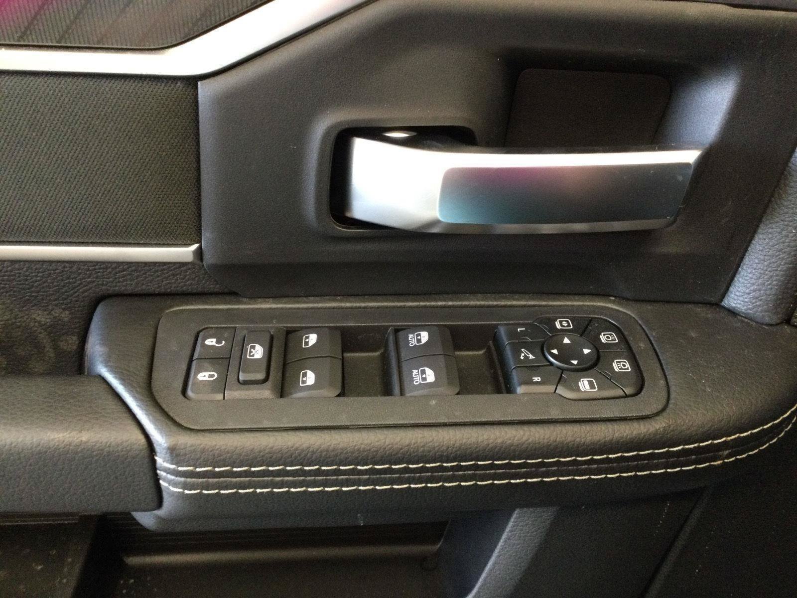 New 2026 RAM 2500 Big Horn AWD/4WD image 25