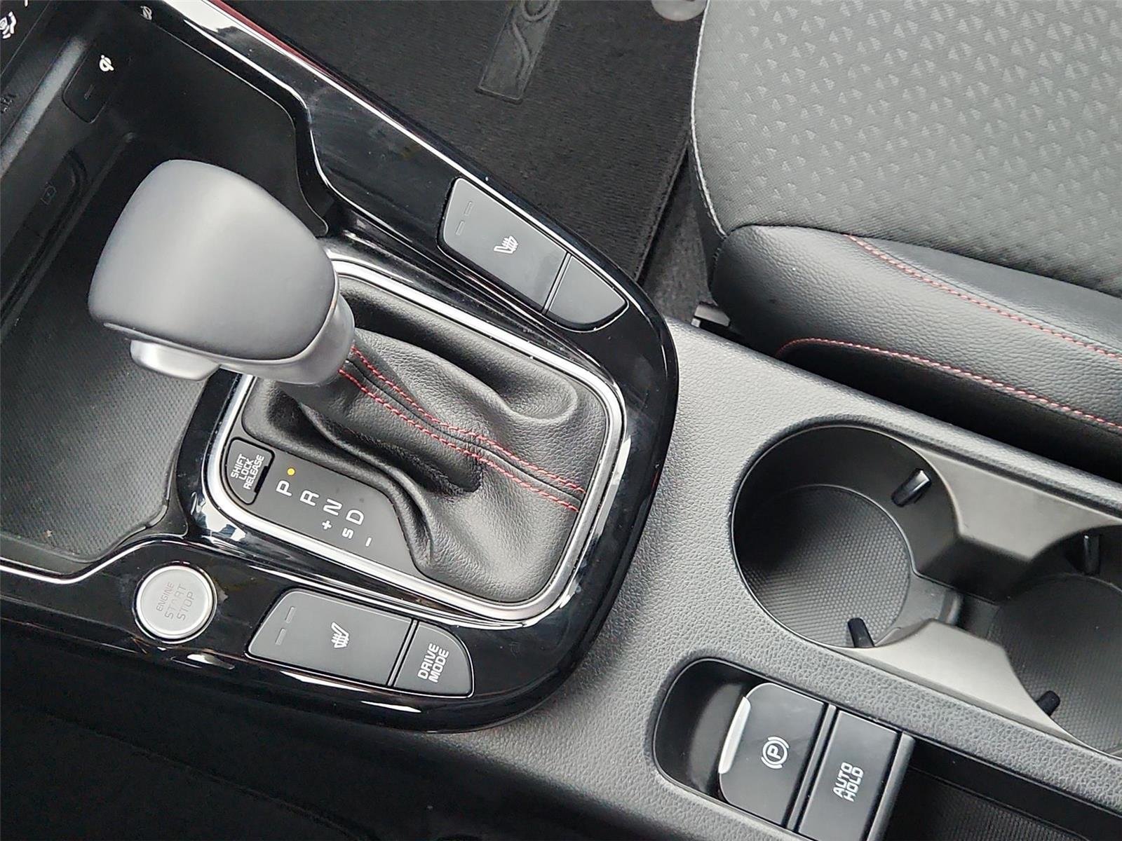 Used 2025 Kia Soul GT-Line w/ GT-Line Technology Package FWD image 16