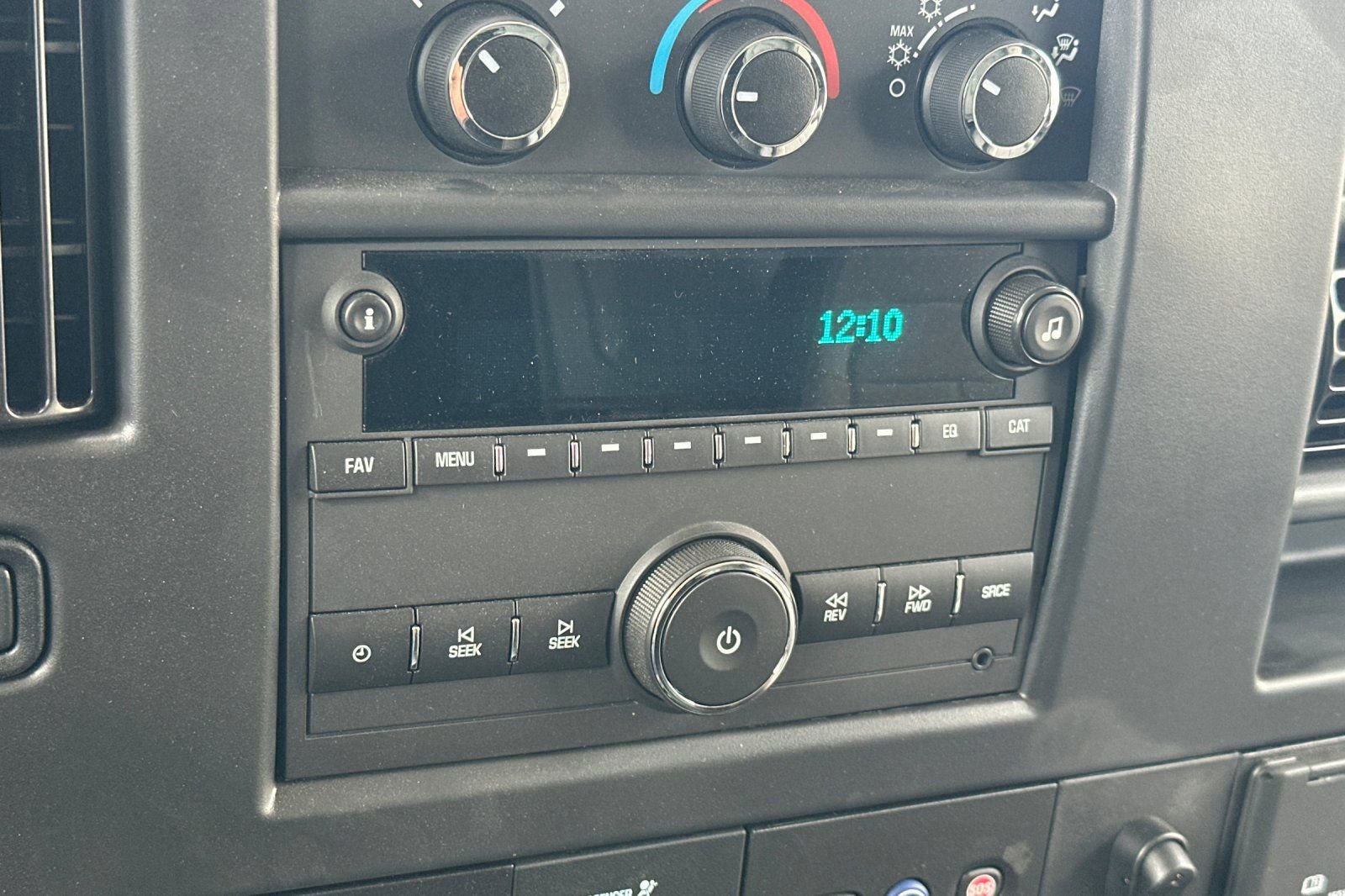 New 2024 Chevrolet Express 3500 w/ Power Convenience Package image 15