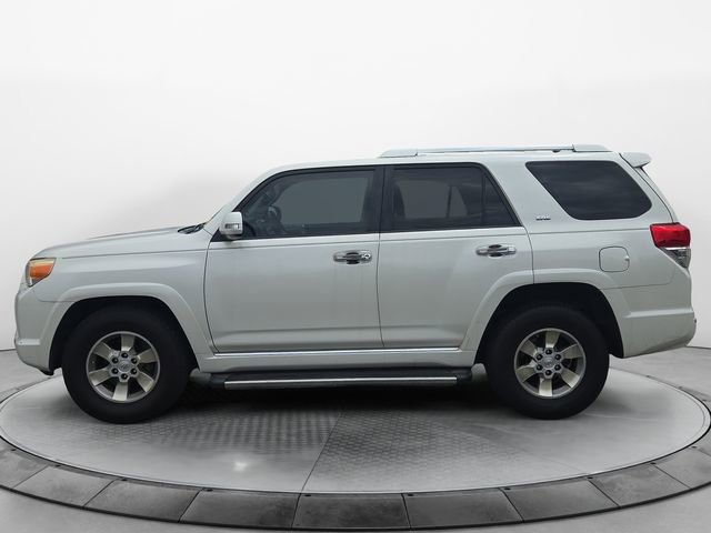 Used 2012 Toyota 4Runner SR5 w/ Convenience Pkg RWD image 2