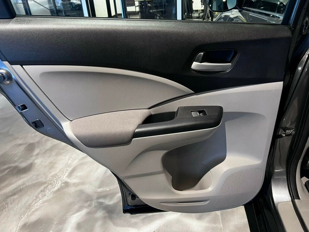 Used 2014 Honda CR-V LX image 14