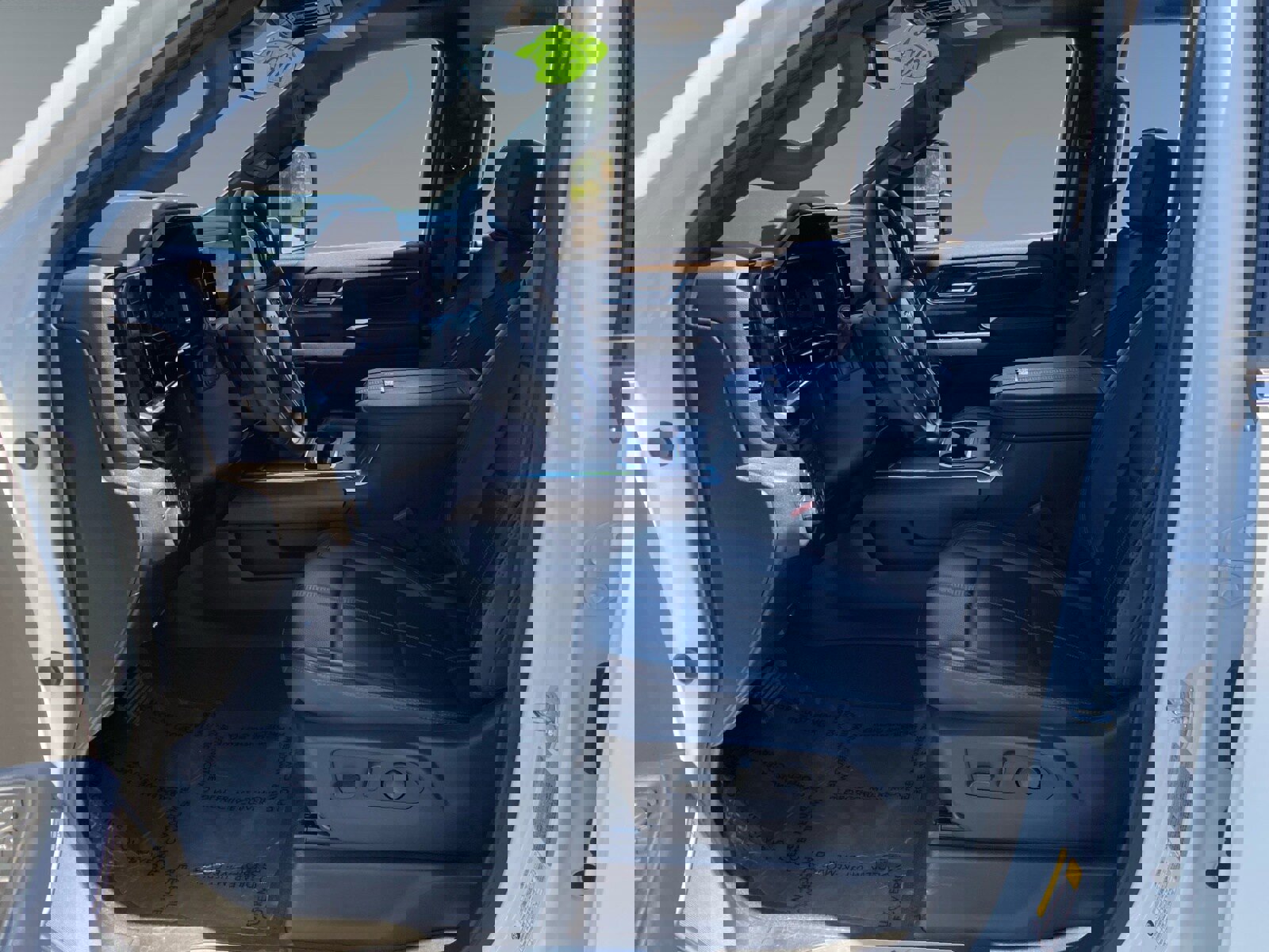 Used 2024 Chevrolet Silverado 3500 High Country w/ High Country Premium Package image 9