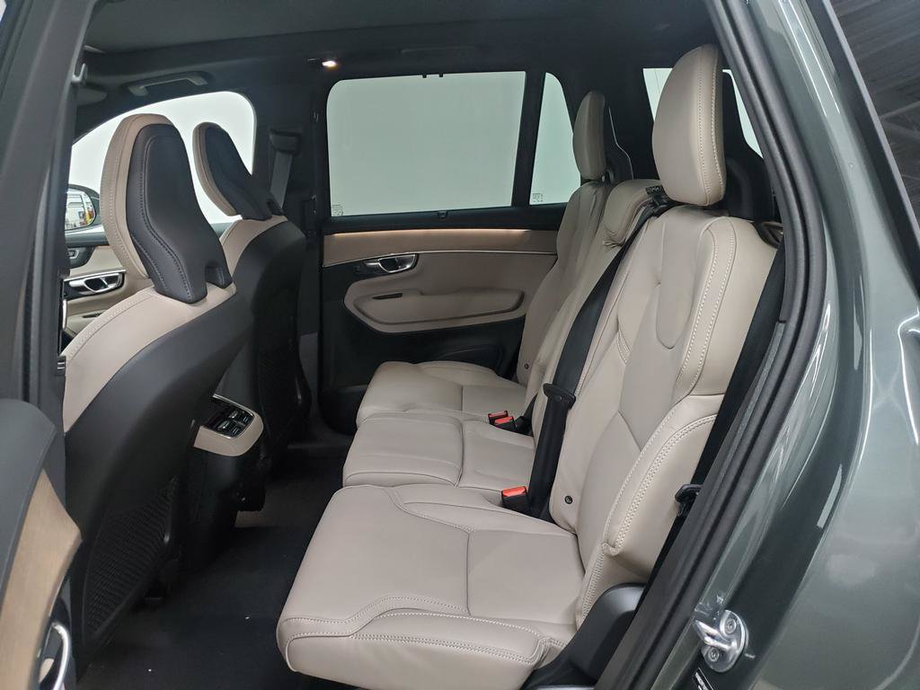 New 2027 Volvo XC90 B6 Ultra AWD/4WD image 7