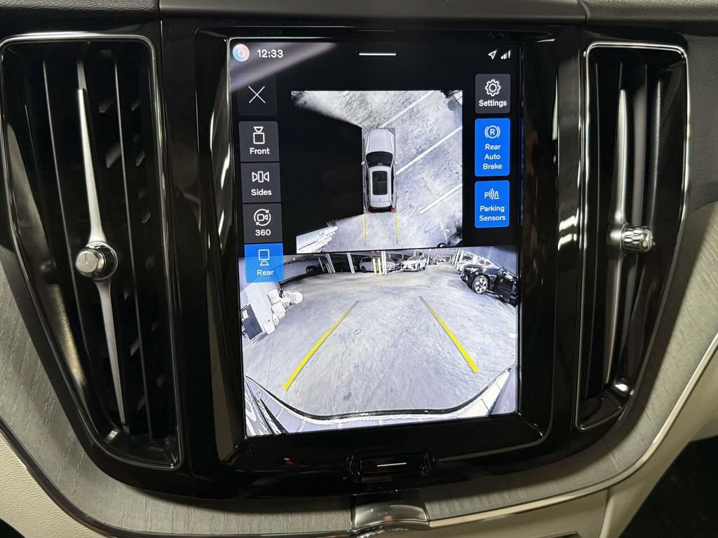 Used 2025 Volvo XC60 T8 Plus w/ Protection Package Premier AWD/4WD image 7