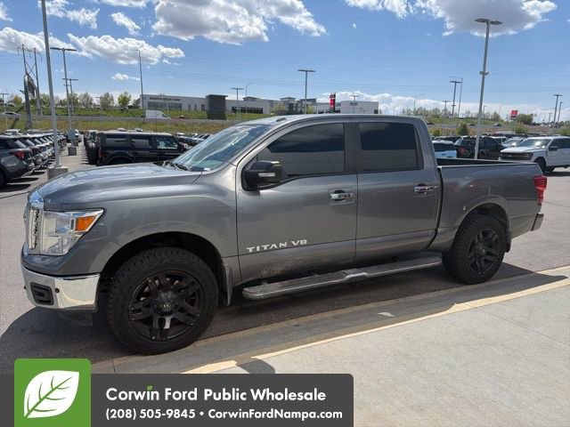 Used 2018 Nissan Titan SV w/ SV Convenience Package AWD/4WD image 13