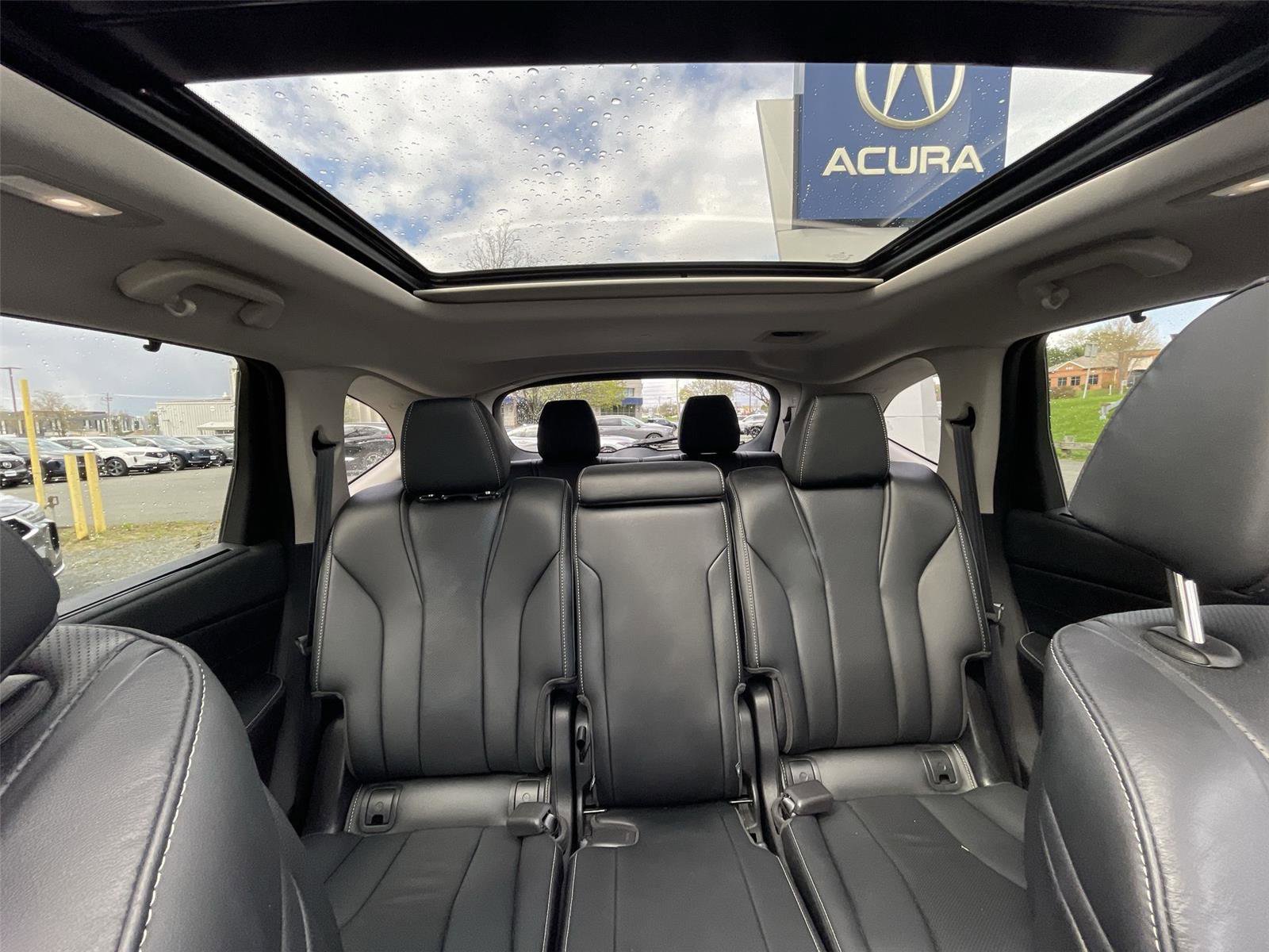 Used 2023 Acura MDX SH-AWD w/ Technology Package image 30