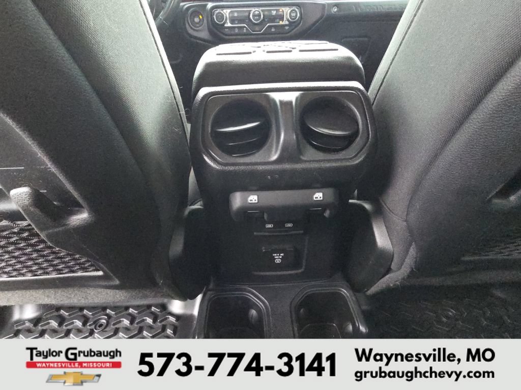 Used 2021 Jeep Wrangler Unlimited Rubicon w/ LED Lighting Group AWD/4WD image 30