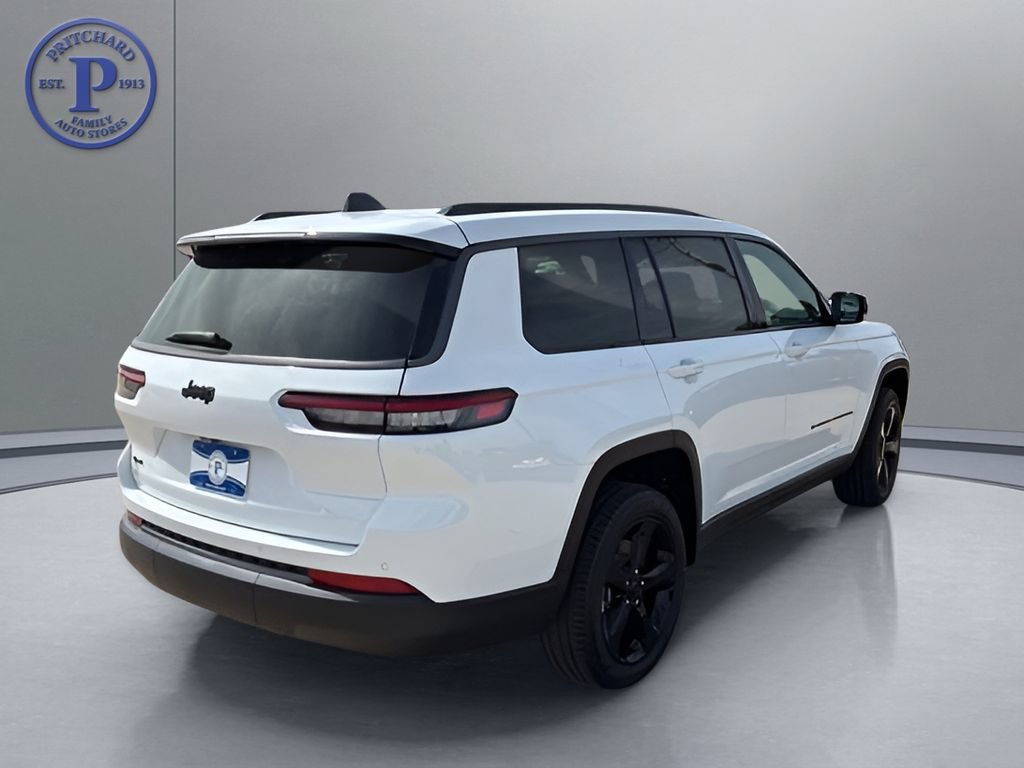 New 2026 Jeep Grand Cherokee L Limited w/ Limited Altitude Package AWD/4WD image 7
