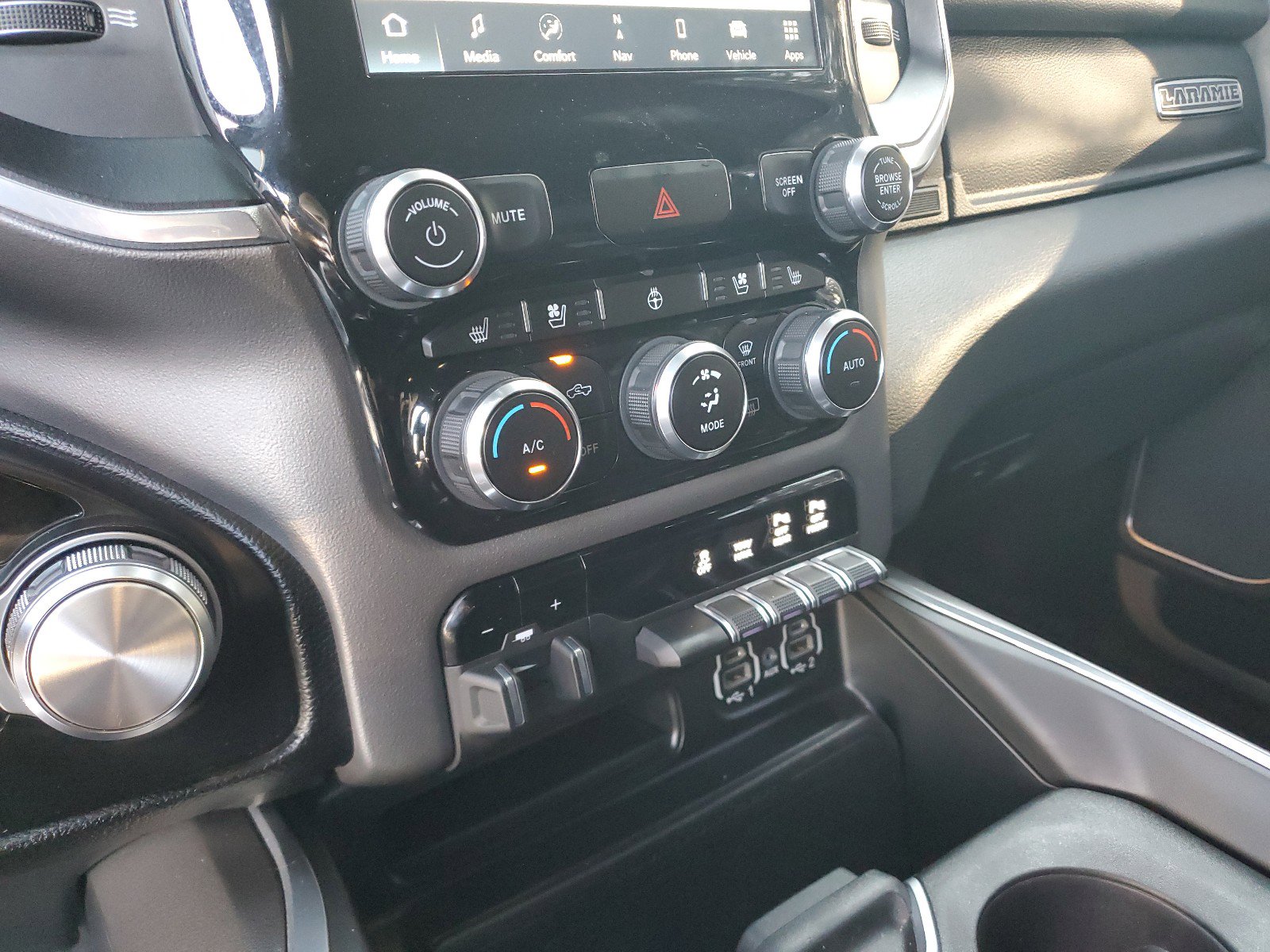 Certified 2022 RAM 1500 Laramie RWD image 18