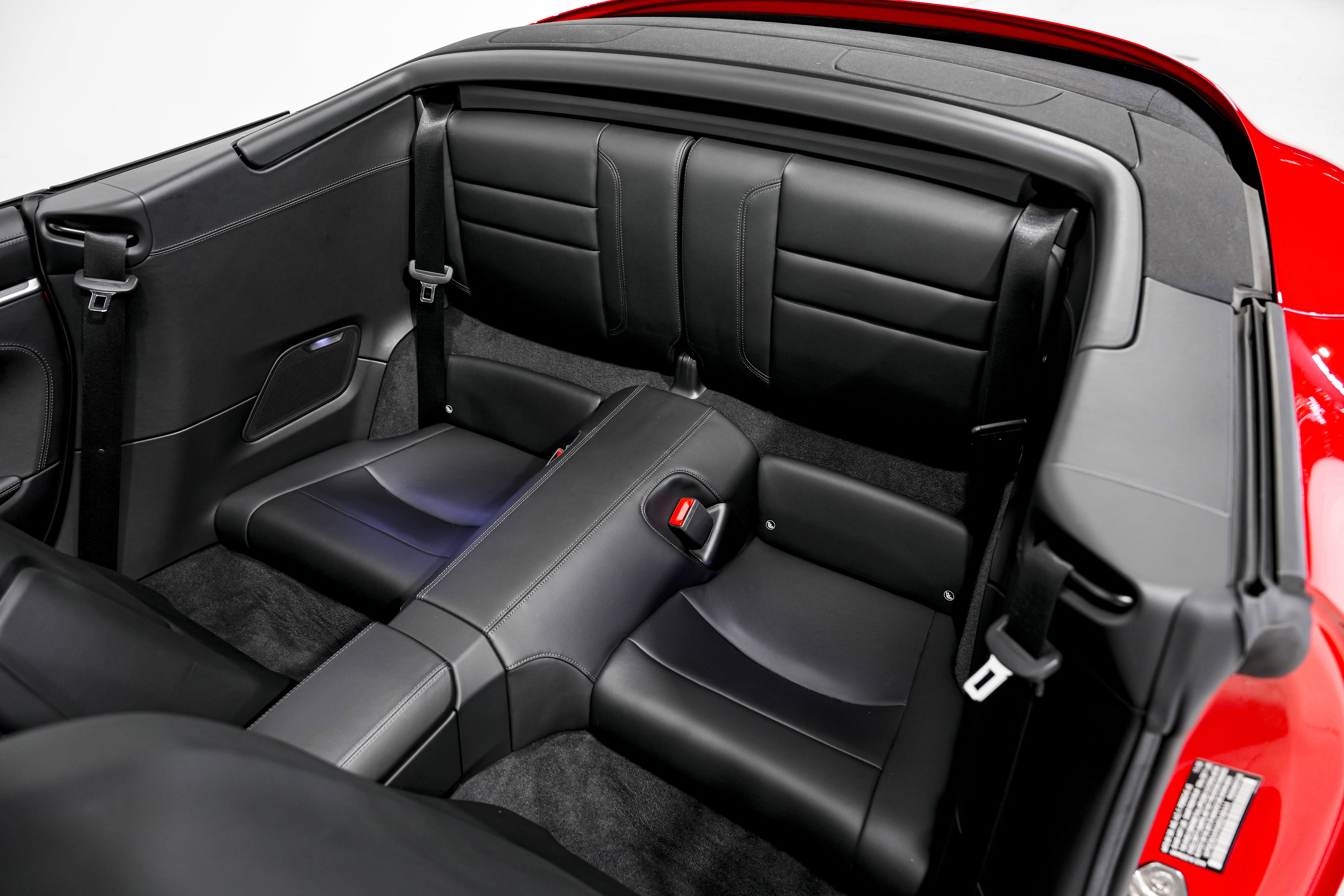 Used 2021 Porsche 911 Carrera S image 25