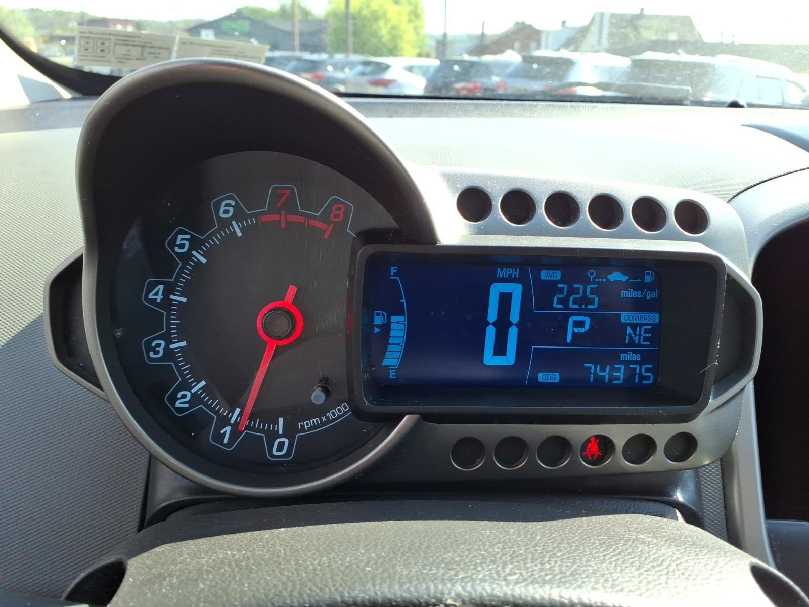 Used 2014 Chevrolet Sonic LT FWD image 20