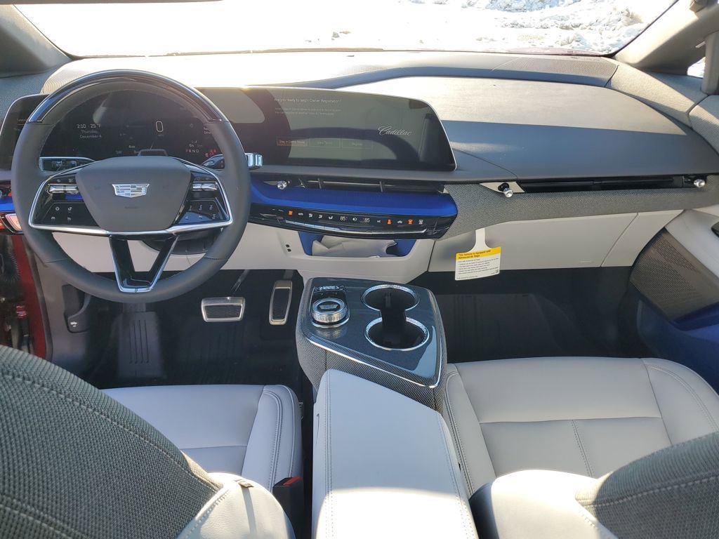 New 2026 Cadillac Optiq Sport 1 w/ LPO, Floor Liner Package image 22