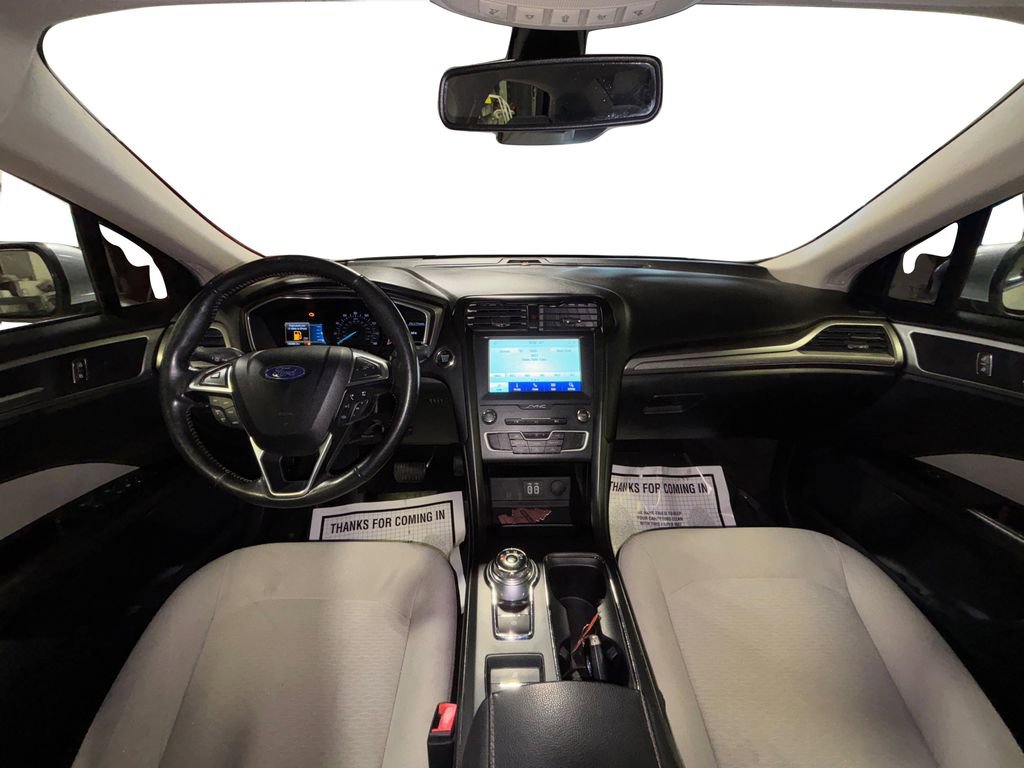 Used 2020 Ford Fusion SE w/ Equipment Group 151A image 21