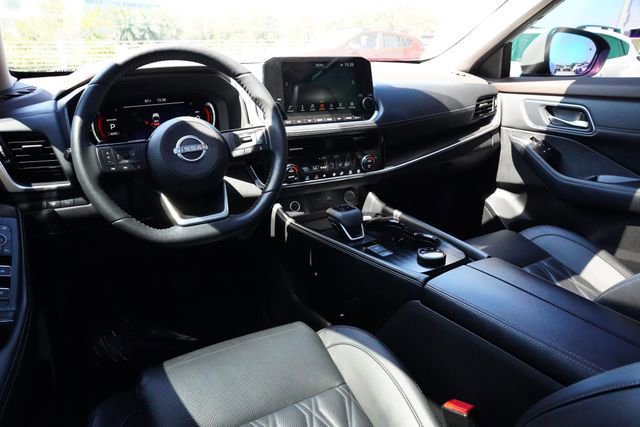 Used 2023 Nissan Rogue Platinum w/ Platinum Premium Package AWD/4WD image 24