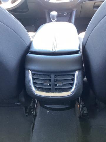 Used 2023 Chevrolet Malibu LT FWD image 35