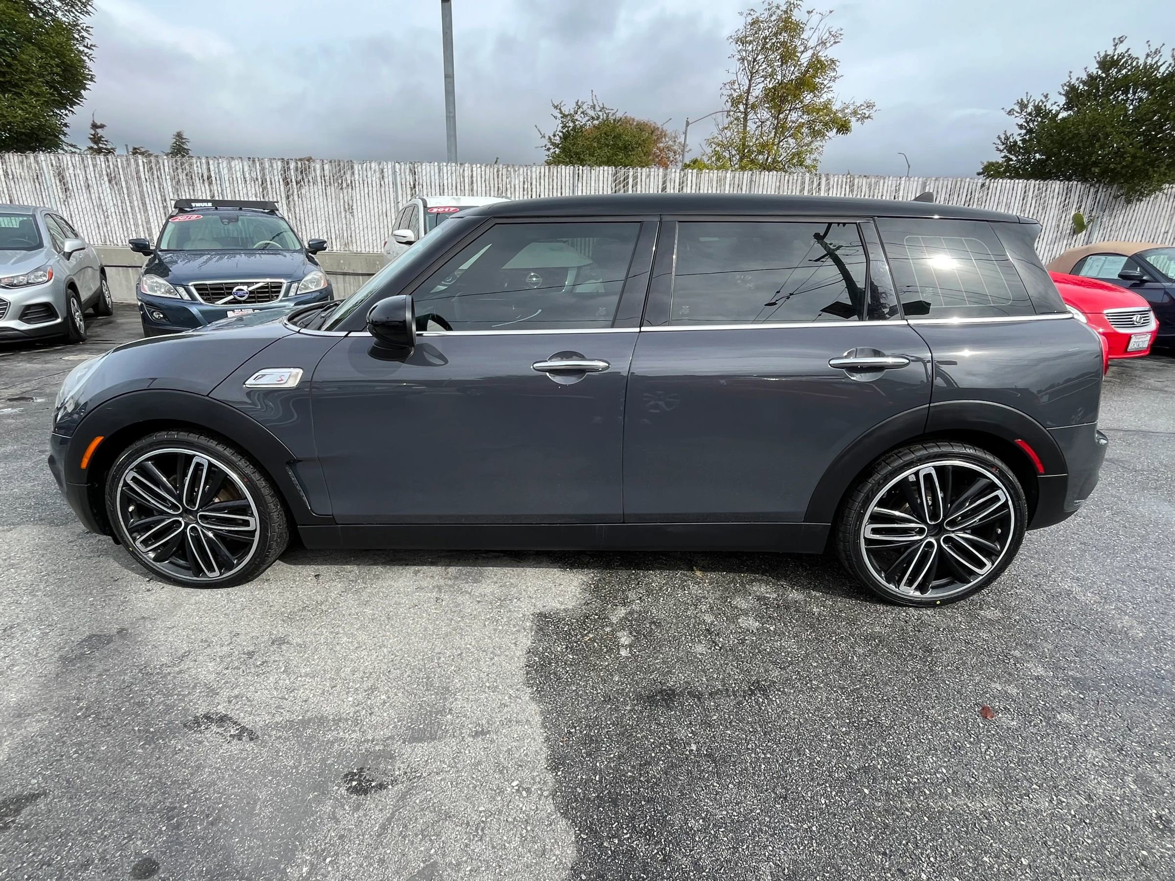 Used 2016 MINI Cooper Clubman S image 3