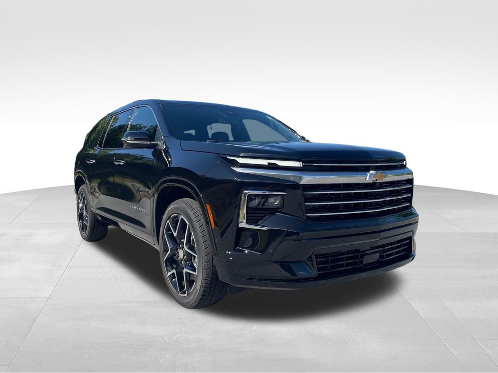 Used 2026 Chevrolet Traverse High Country w/ LPO, Floor Liner Package AWD/4WD image 3