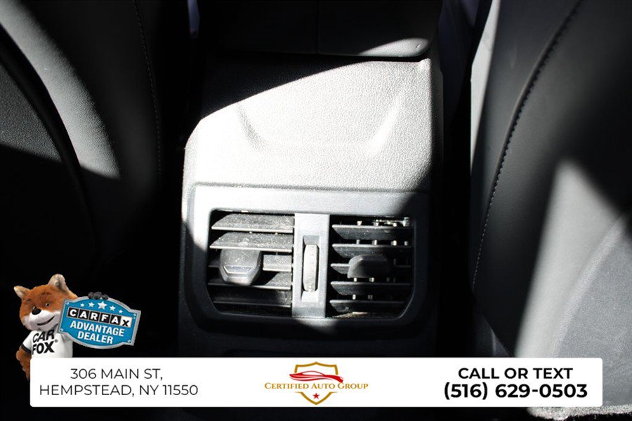 Used 2025 BMW 228i xDrive AWD/4WD image 28