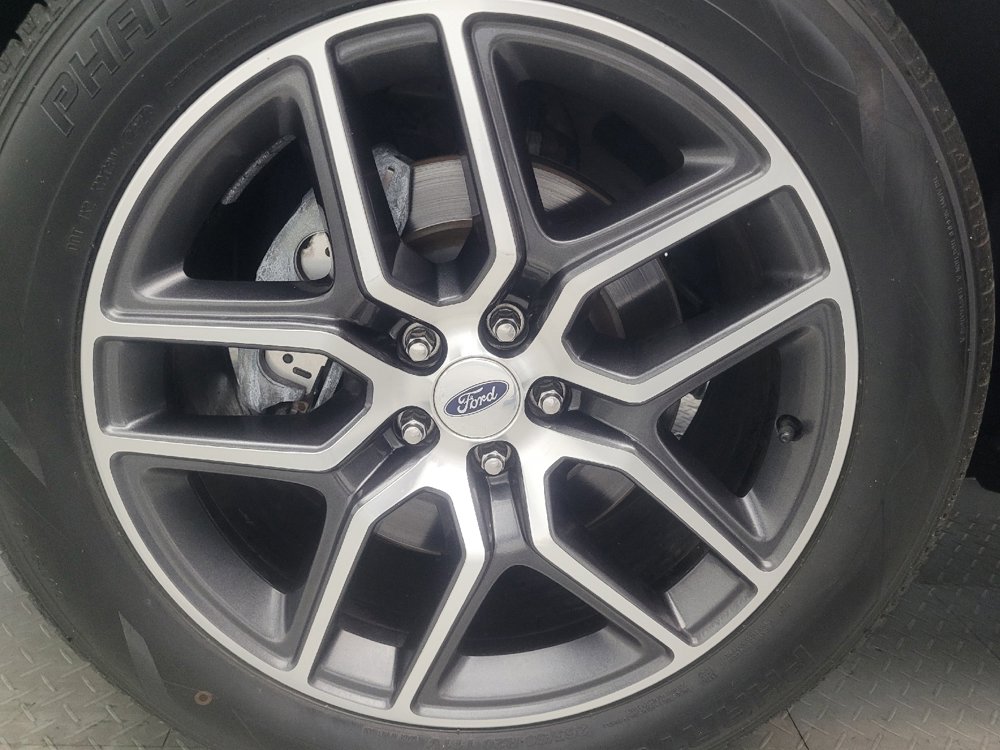 Used 2019 Ford Explorer Sport AWD/4WD image 31