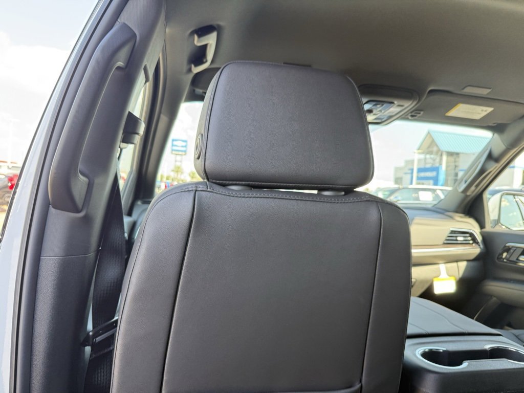 New 2026 Chevrolet Suburban LT w/ Comfort Package image 33