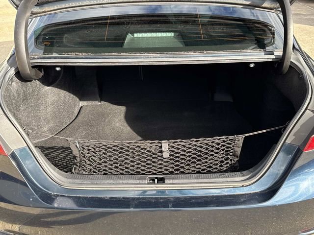 Used 2019 Toyota Camry SE image 6