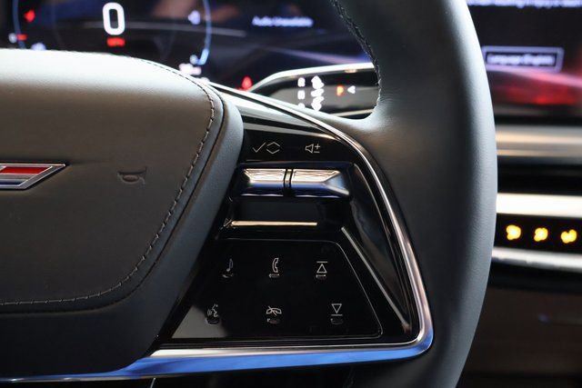 New 2026 Cadillac Lyriq V image 15