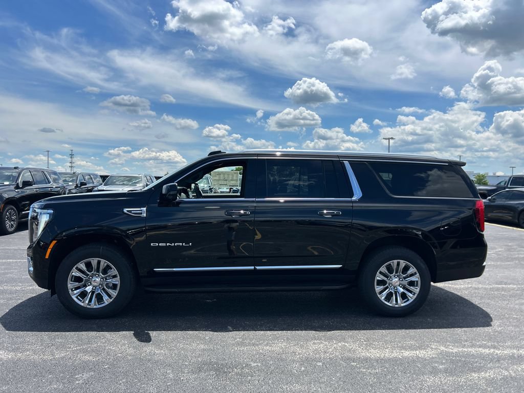 New 2026 GMC Yukon XL Denali w/ Advanced Technology Package AWD/4WD image 10