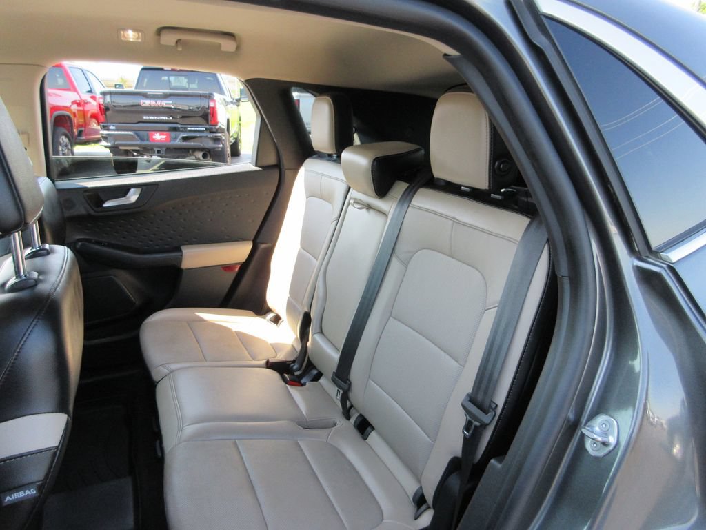 Used 2020 Ford Escape Titanium AWD/4WD image 21