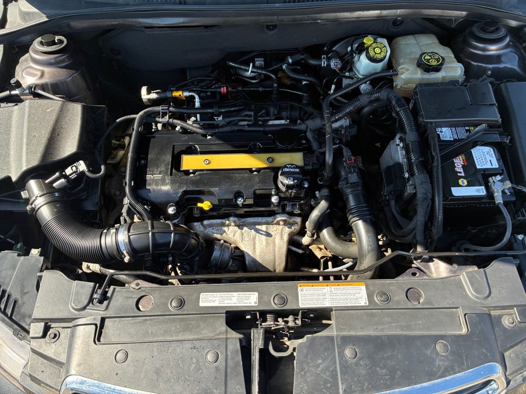 Used 2016 Chevrolet Cruze LT image 19