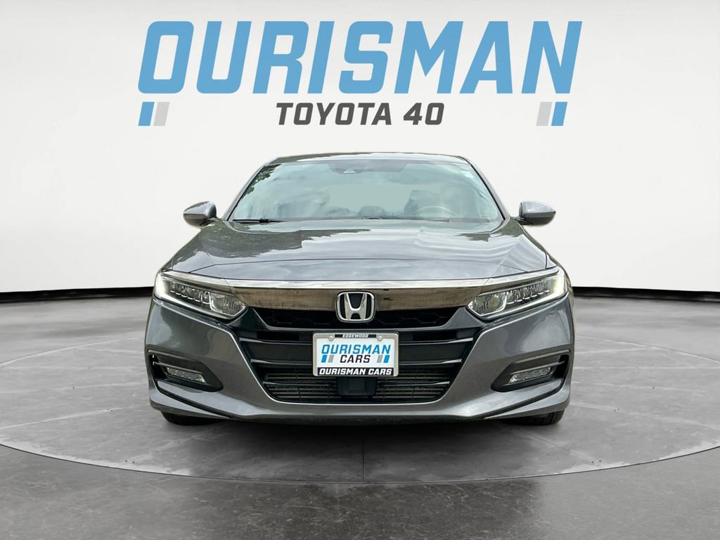 Used 2018 Honda Accord Sport image 2