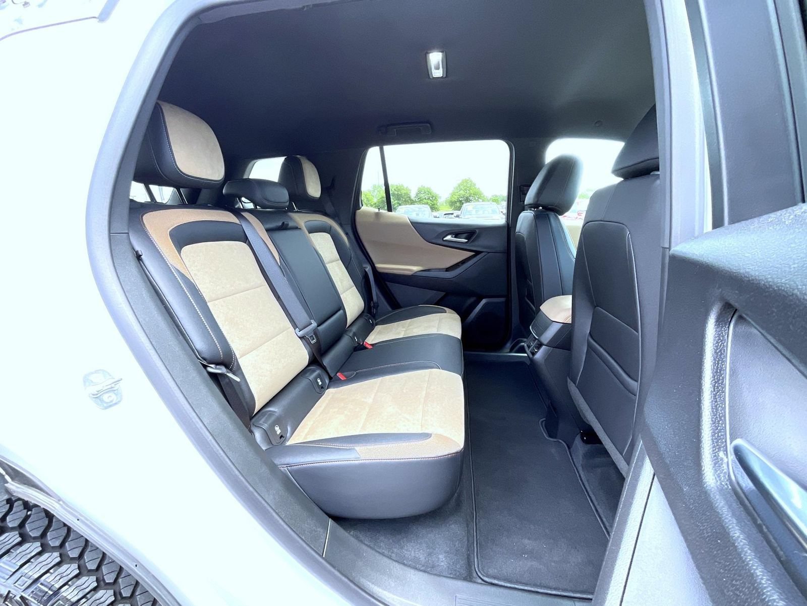 Certified 2026 Chevrolet Equinox ACTIV w/ Safety and Technology Package AWD/4WD image 20